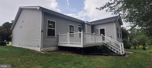Building Photo - 19590 Drummond Dr