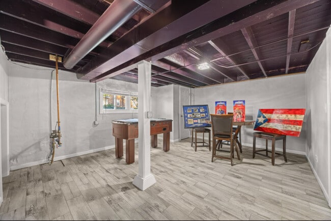 Building Photo - 4136 Park Ave