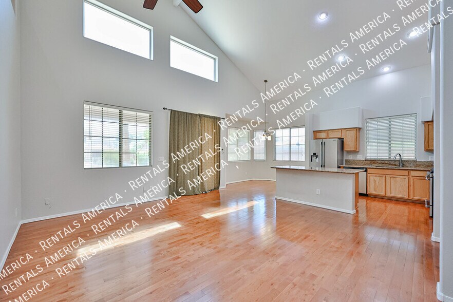 Building Photo - 9710 S 45th Ave