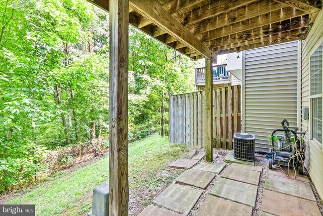 Building Photo - 10032 Moxleys Ford Ln