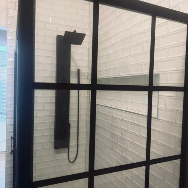 Building Photo - 1412 E Marquette Rd