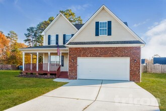 Building Photo - 2941 Ireton Pl