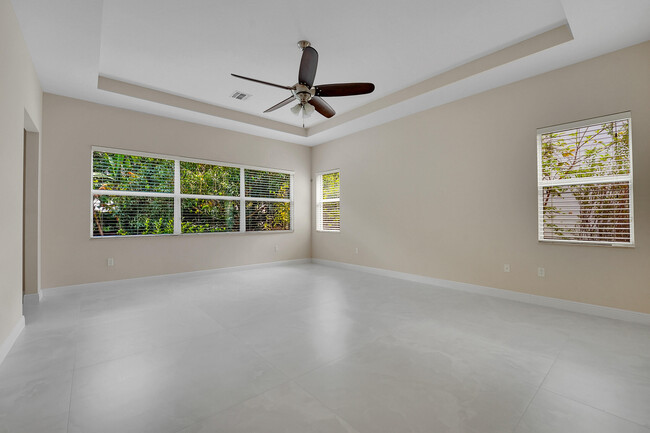 Building Photo - 9485 McAneeny Ct