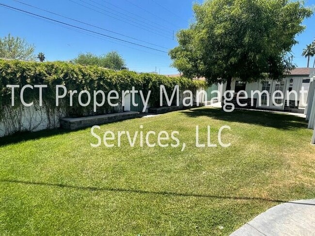 Building Photo - Beautifully Landscaped 3 Bedroom Home in Tempe!