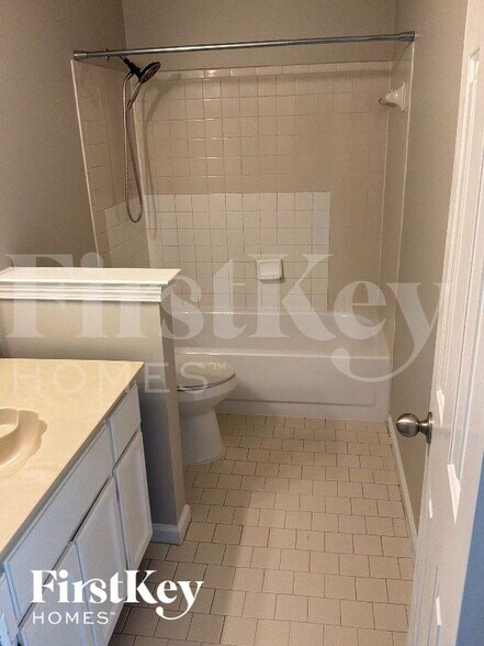 Building Photo - 4538 Kings Grant Dr