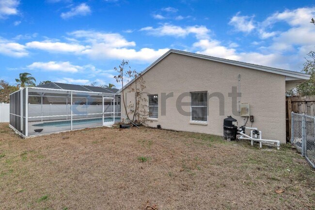 Building Photo - 2012 Dumont Dr