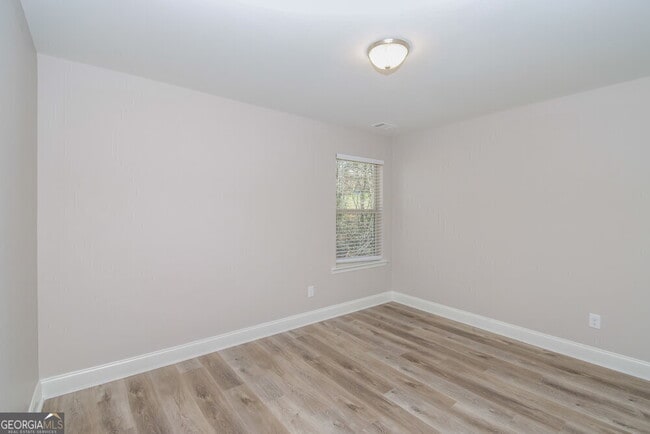 Building Photo - 313 Kenmore Ct