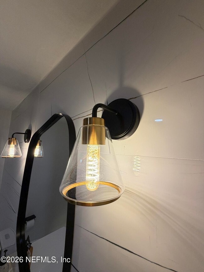 Building Photo - 4014 Cedar Bluff Ln