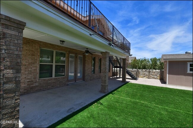 Building Photo - 6560 McFarland Ave