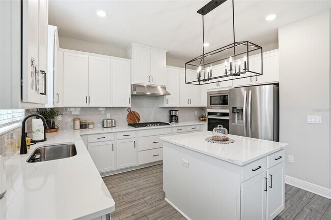 Building Photo - 7848 Somersworth Dr