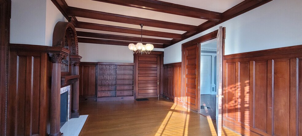 Living Room - 378 W Church St