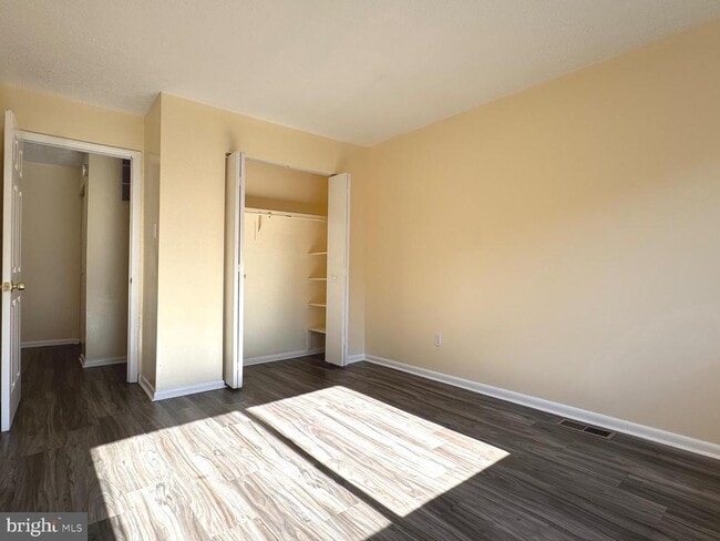 Building Photo - 3882 Manzanita Pl