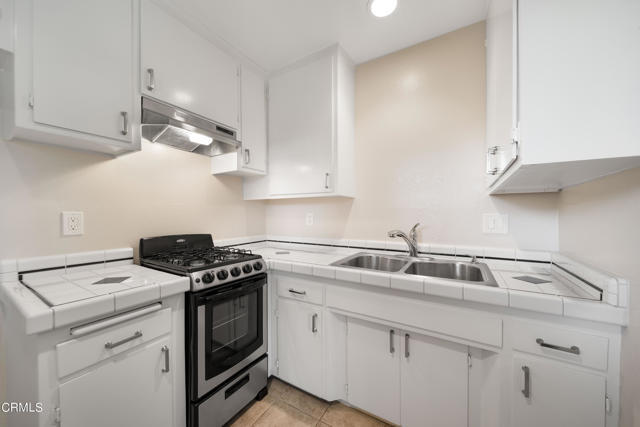 Building Photo - 761 E Orange Grove Blvd