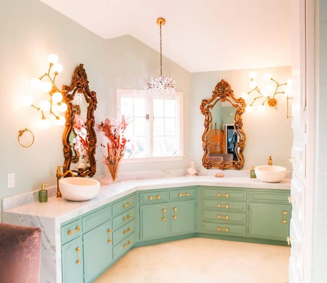 Building Photo - 30185 Vía Maria Elena