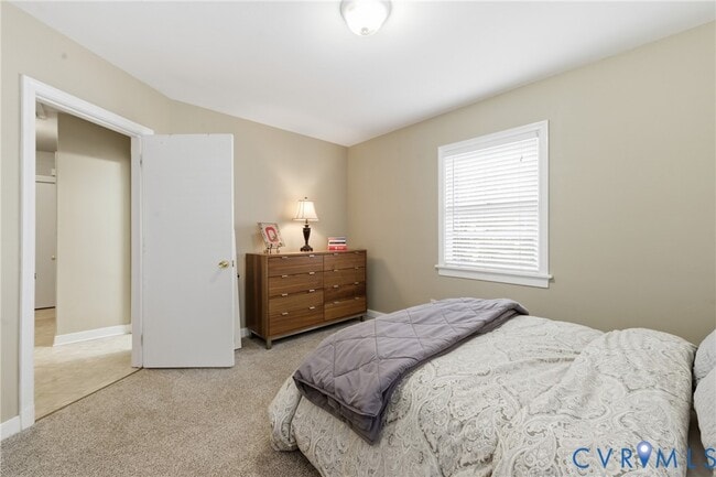 Building Photo - 4910 Monumental St