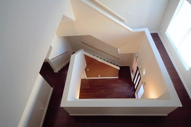 Building Photo - 9810 Marlink