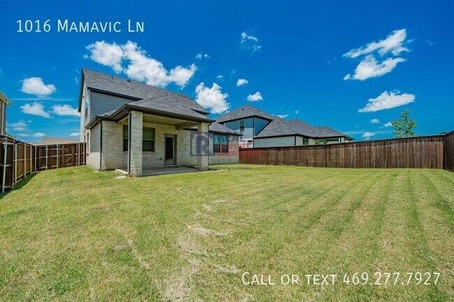 Building Photo - 1016 Mamavic Ln