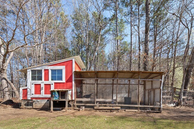 Building Photo - **Beautiful 4/2.5 Franklinton Home with Fenced In Yard**