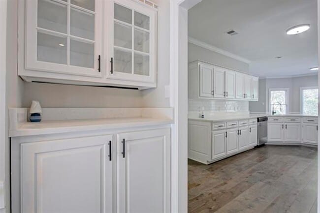 Building Photo - 1359 Winoka Rd