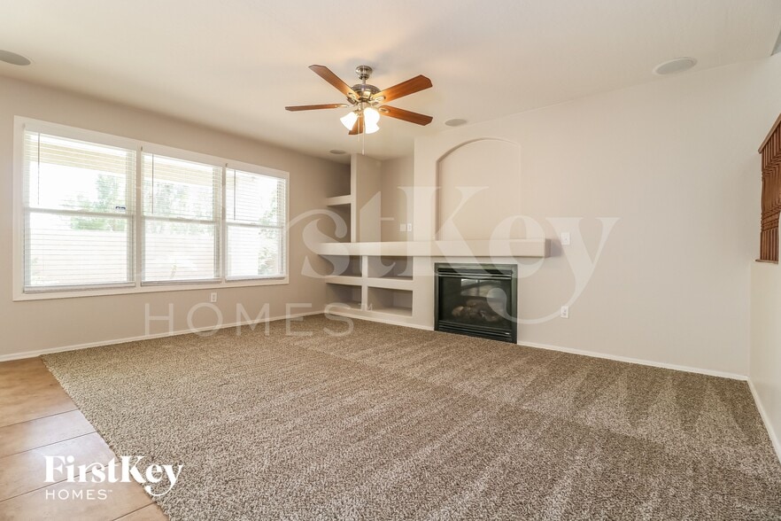 Building Photo - 15903 N 171st Dr