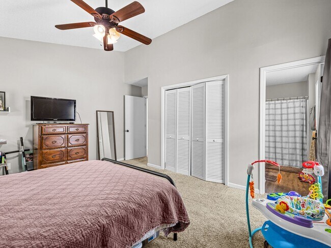 Building Photo - Raintree Subdivision