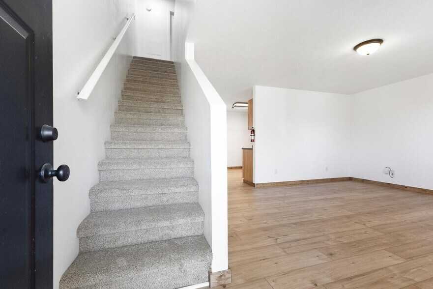 Building Photo - 114 Sequoyah Dr