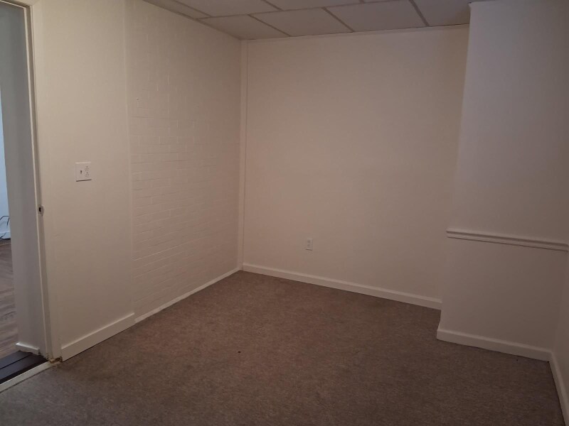 Building Photo - 2529 Broad Ave