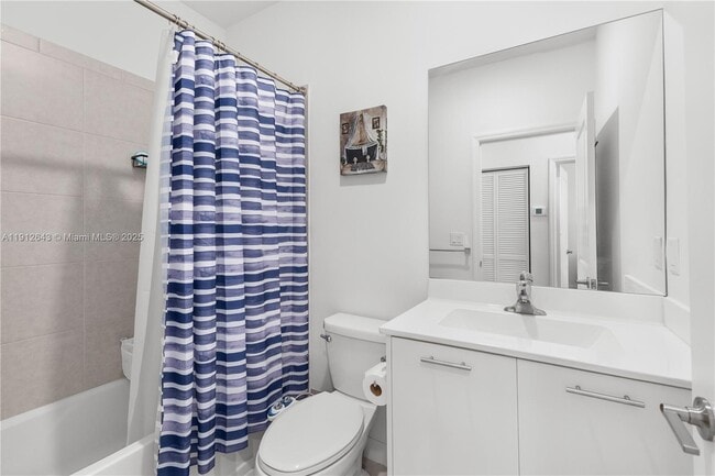 Building Photo - 12150 NW 23rd Ct