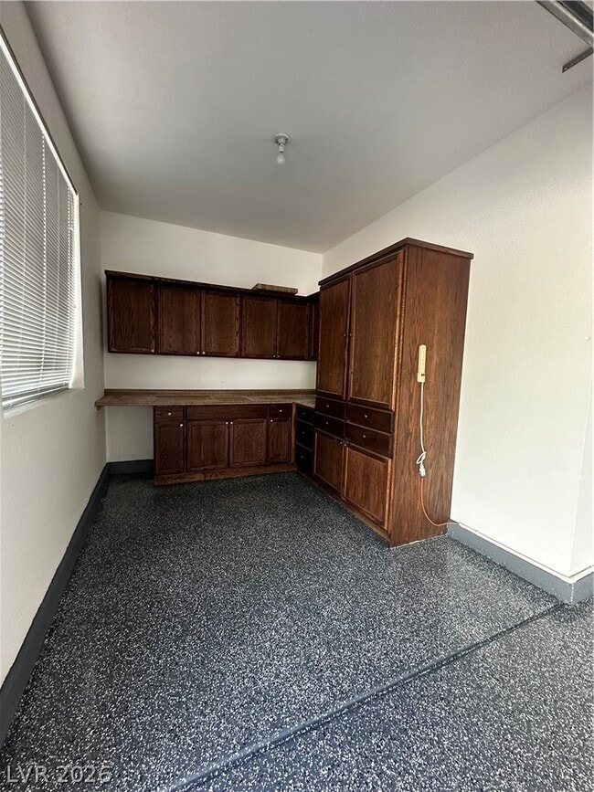 Building Photo - 2569 Williamsburg St