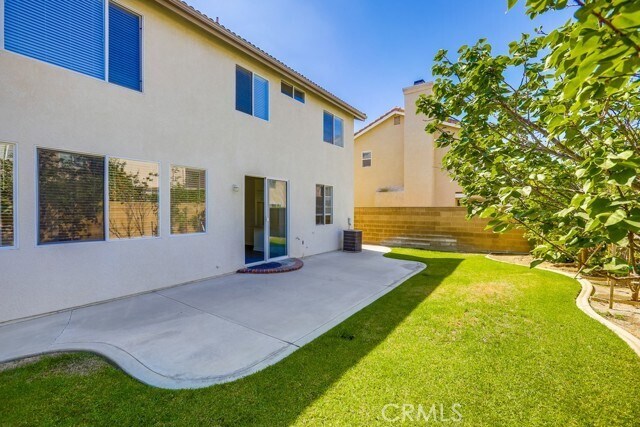 Building Photo - 321 N Riley Ct