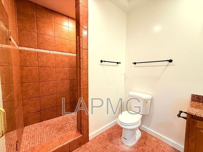 Building Photo - 1774-1776 N. Main Street