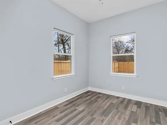 Building Photo - 7502 Sandle St