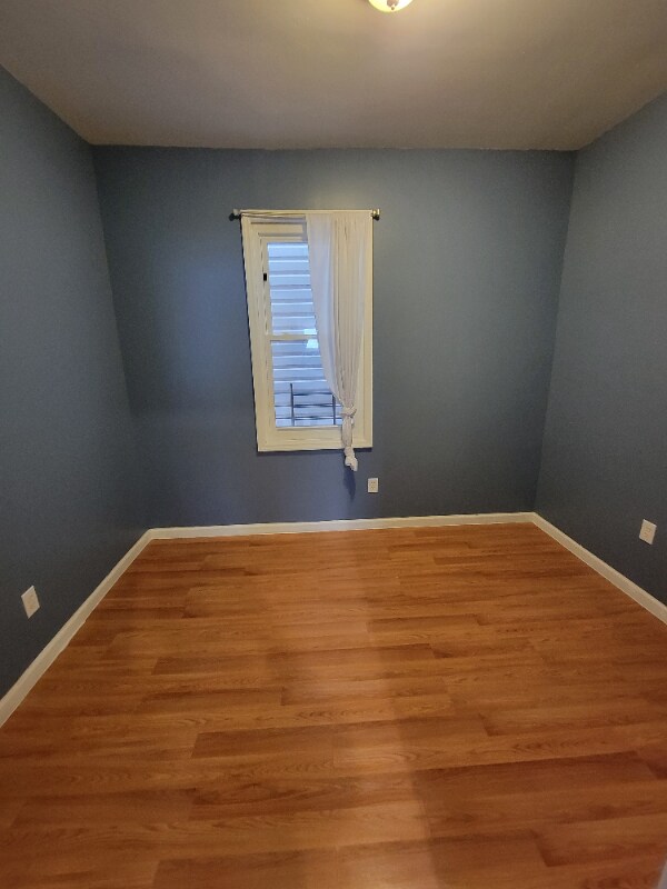 Building Photo - 281 Littleton Ave