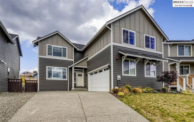 Primary Photo - Banyan Grove, Bremerton: Charming 4-Bedroo...