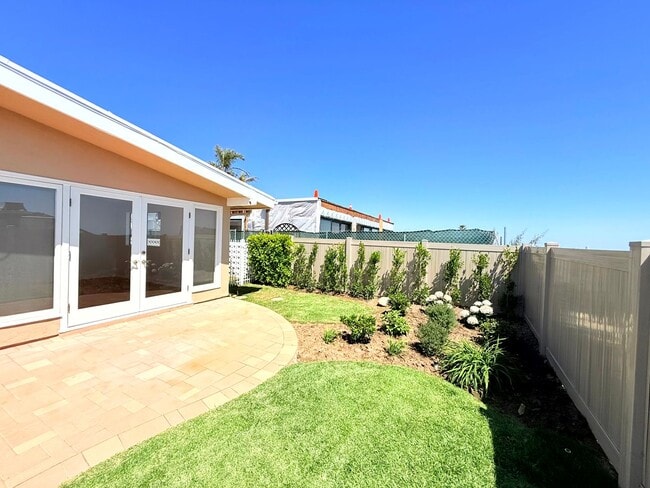 Building Photo - Fantastic Single Story 3 bed - 3 bath with backyard in Malibu - Topanga Beach Area