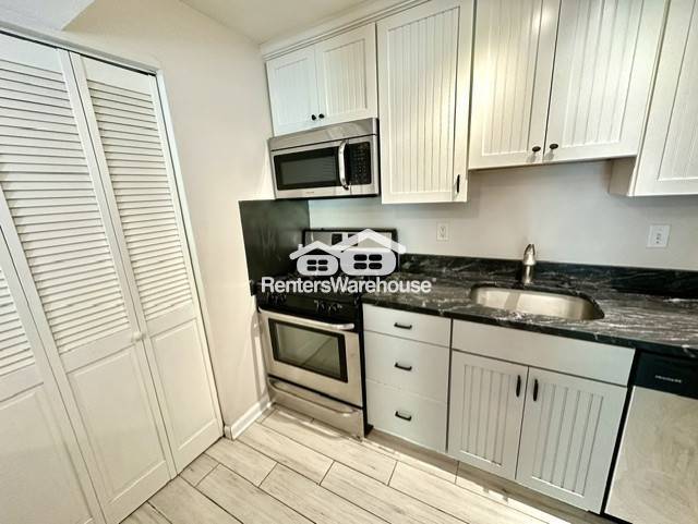 Building Photo - 943 Oella Ave