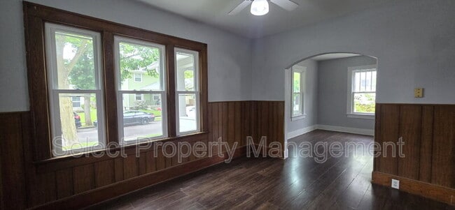Building Photo - 1726 Tecumseh St