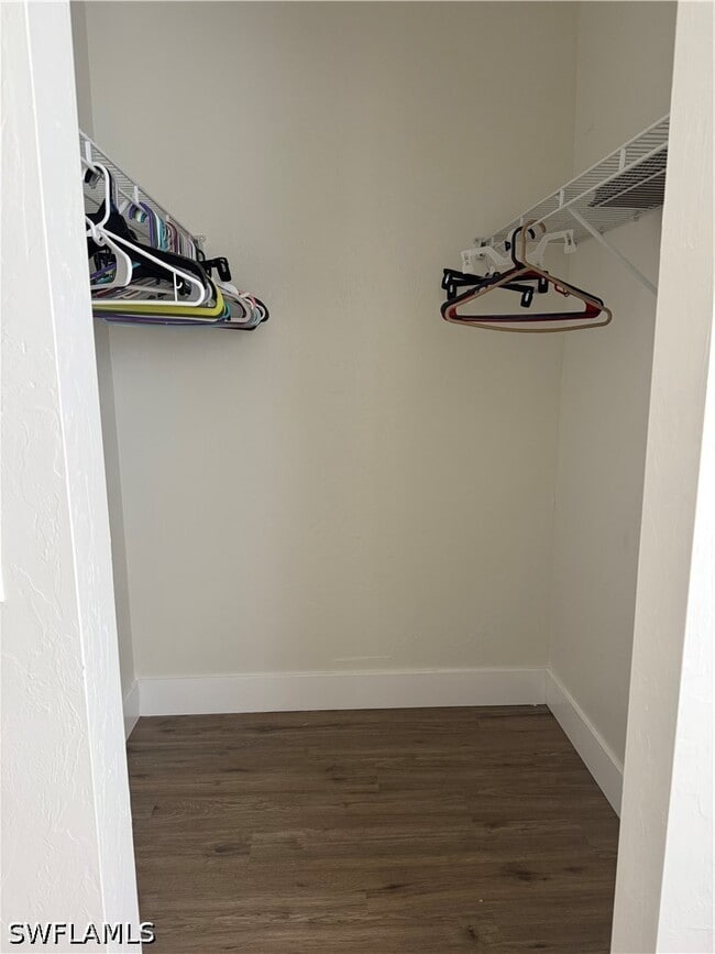 Building Photo - 6113 Lakefront Dr