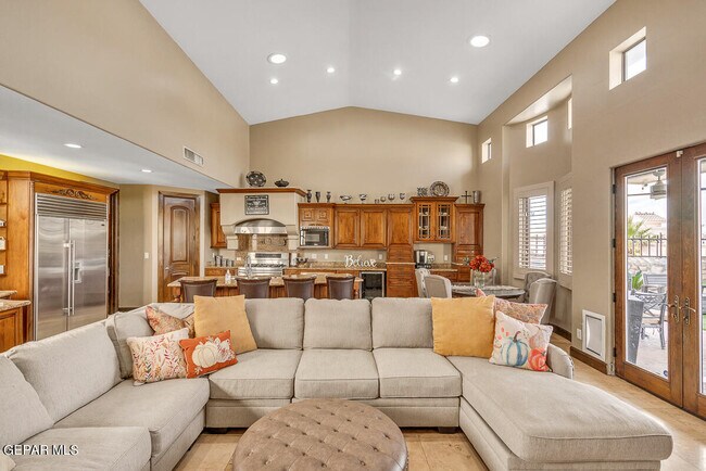 Building Photo - 6321 Franklin Trail Drive