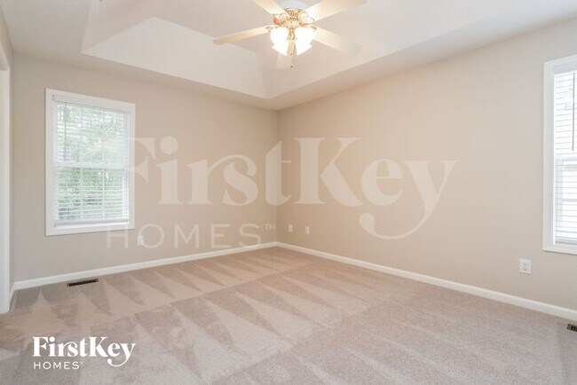 Building Photo - 167 Roman Dr