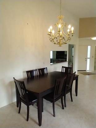 Building Photo - 5475 Verona Dr