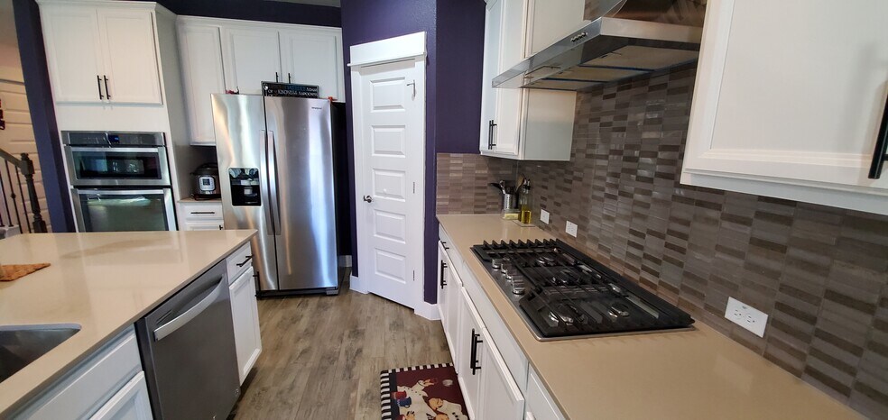 Building Photo - 16108 Nightshade St