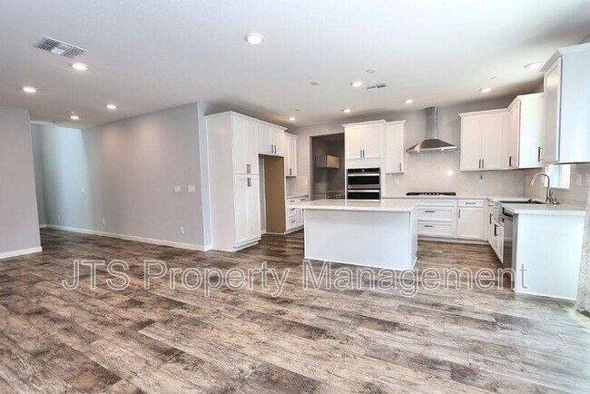 Building Photo - 2683 Alcove Way