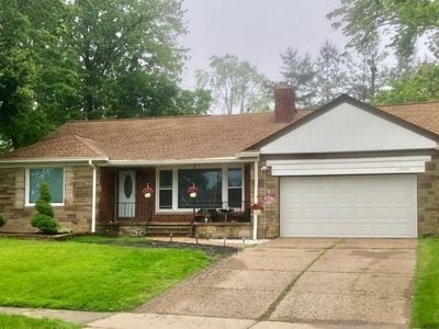 Building Photo - 2605 Elmhurst Dr