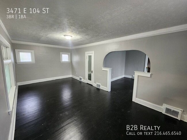 Building Photo - 3471 E 104th St