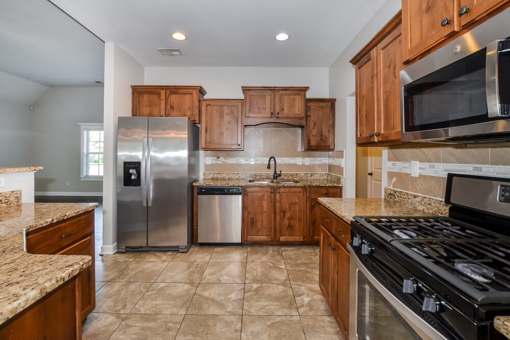 Building Photo - 2674 Champion Hills Dr