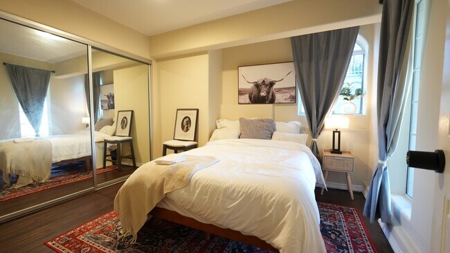 Building Photo - 4160 Barrett Rd