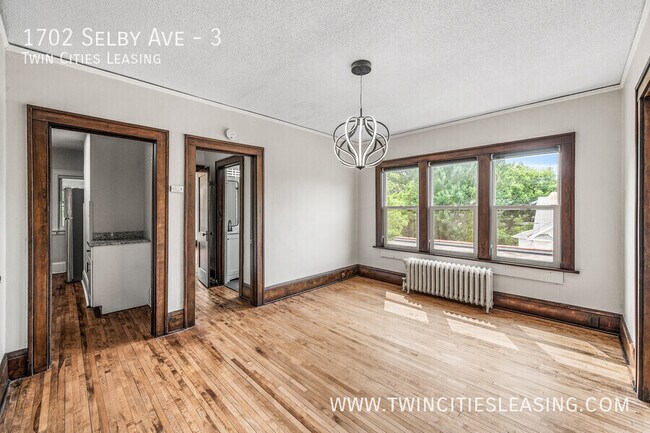 Building Photo - 1702 Selby Ave