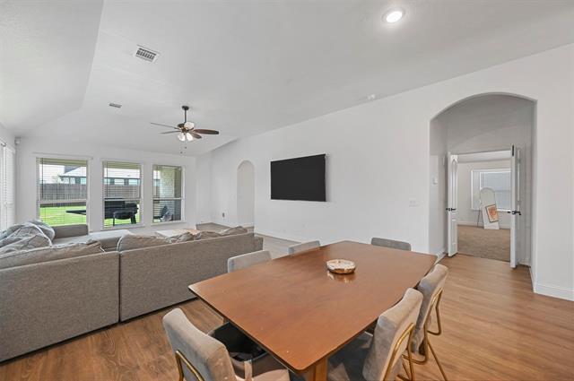 Building Photo - 5018 Ridgeview Ln