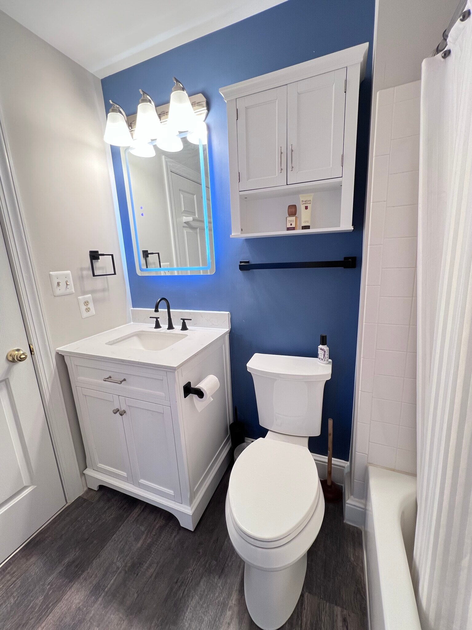 Building Photo - 8317 Bluebird Way